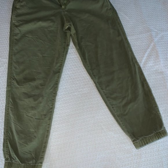 NWOT Gap Khaki Joggers Pants, Moss Green, sz 10 - Picture 9 of 9
